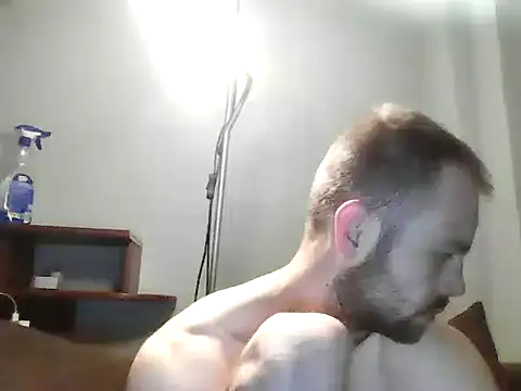 Snapshot of MatusCaddy chatting on 03.08.26 MatusCaddy online show from 03.08.26