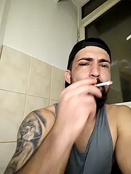 Snapshot of Tommy_Porn_ chatting on 04.03.26 Tommy Porn online show from 04.03.26