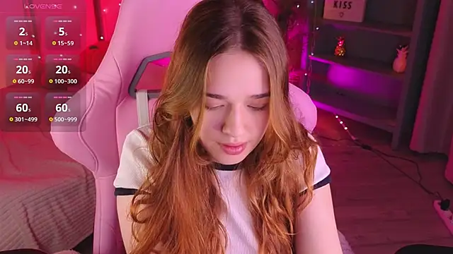 Snapshot of TiffanyVex chatting on 05.03.26 TiffanyVex online show from 05.03.26