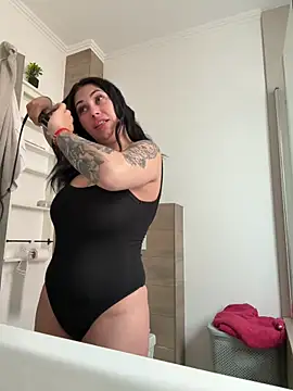 LunaSerenaX online show from 03.29.26