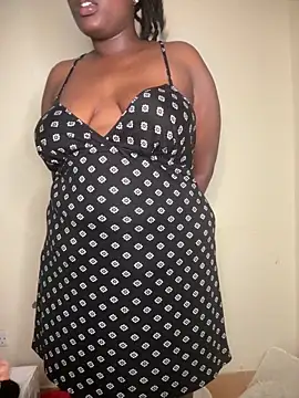 Snapshot of Sollybunny chatting on 06.19.26 Sollybunny online show from 06.19.26
