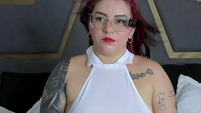 Snapshot of juana_valkiria chatting on 07.18.26 juana valkiria online show from 07.18.26