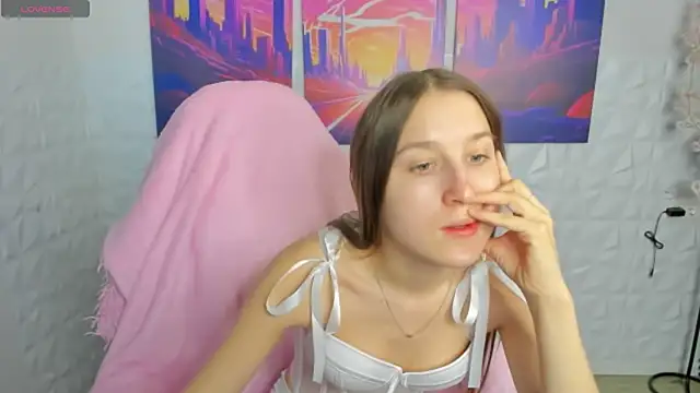 Xenia paradise online show from 04.29.26