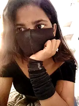 Snapshot of Itz_ishu chatting on 03.06.26 Itz ishu online show from 03.06.26