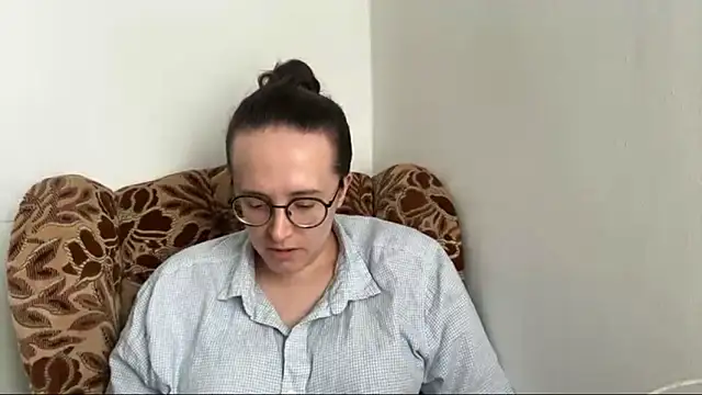 SofiaTease online show from 06.16.26