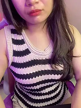 Snapshot of Meow_sexygirl chatting on 05.25.26 Meow sexygirl online show from 05.25.26