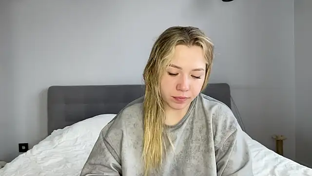 alyrasun online show from 04.25.26