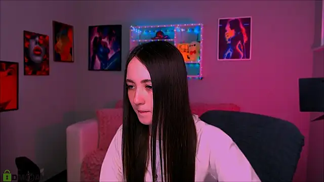 Snapshot of bella_dorn chatting on 04.27.26 bella dorn online show from 04.27.26