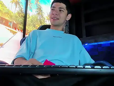 ChristoperGiraldo online show from 04.05.26