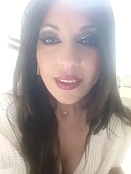 Snapshot of ChiaraFerraro chatting on 03.28.26 ChiaraFerraro online show from 03.28.26