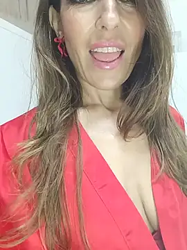 Snapshot of ChiaraFerraro chatting on 05.15.26 ChiaraFerraro online show from 05.15.26