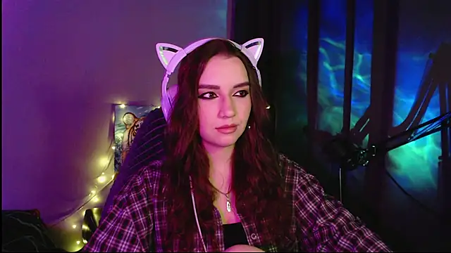 Snapshot of Celia_Sensual_ chatting on 05.04.26 Celia Sensual online show from 05.04.26