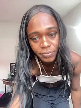 laaura dolll online show from 03.17.26