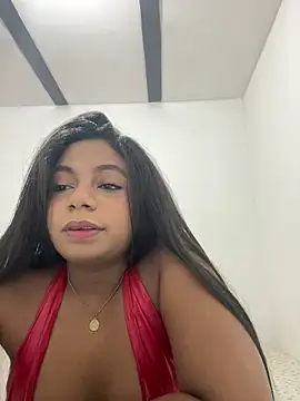 Snapshot of cata_rosse_ chatting on 05.31.26 cata rosse online show from 05.31.26
