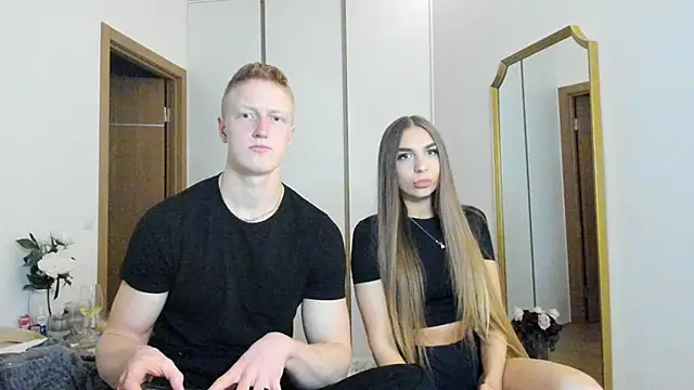 Snapshot of StepSisandStepBro chatting on 03.21.26 StepSisandStepBro online show from 03.21.26