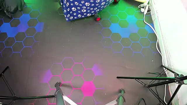 Cristopher Wild online show from 06.26.26