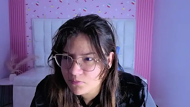 Snapshot of lucero_s1 chatting on 04.30.26 lucero s1 online show from 04.30.26