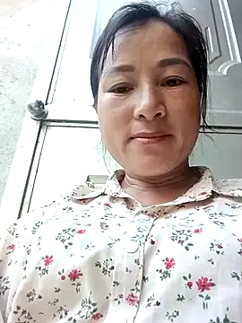 Snapshot of Yuhi3d chatting on 05.16.26 Yuhi3d online show from 05.16.26