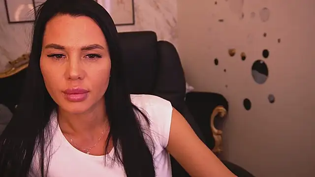 Casey Min online show from 04.15.26