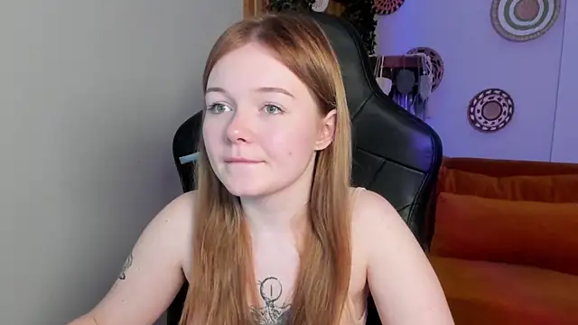 ElinaVale online show from 03.17.26