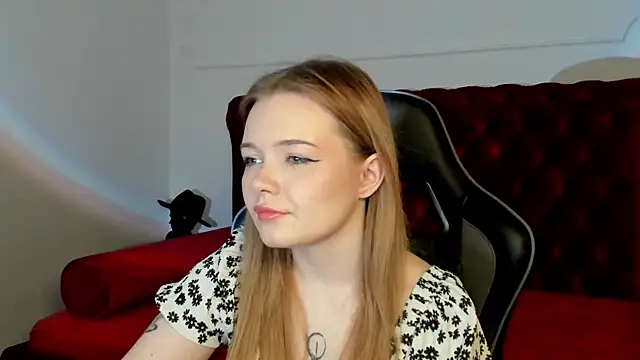 ElinaVale online show from 05.04.26