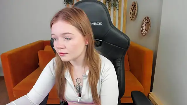 ElinaVale online show from 06.26.26