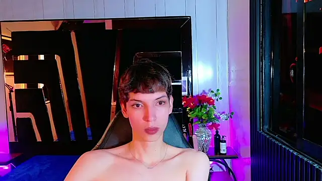 Stefany PiInk online show from 05.08.26