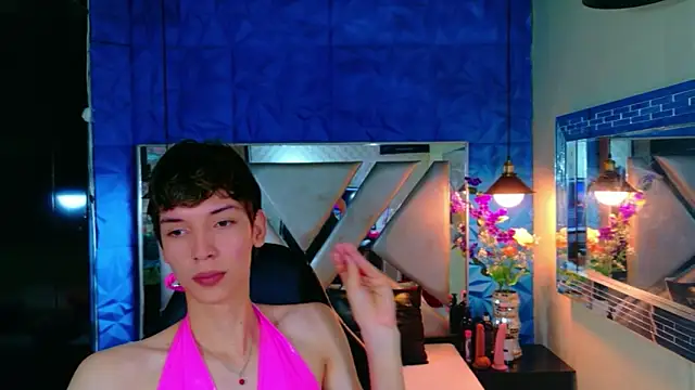 Stefany PiInk online show from 05.26.26
