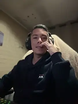 Cr1sXPorn online show from 04.19.26