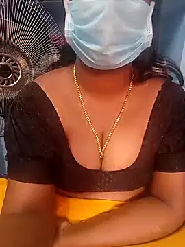 Snapshot of jothika45 chatting on 03.18.26 jothika45 online show from 03.18.26
