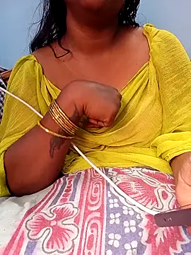 Snapshot of jothika45 chatting on 04.03.26 jothika45 online show from 04.03.26