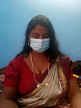 Snapshot of jothika45 chatting on 04.14.26 jothika45 online show from 04.14.26
