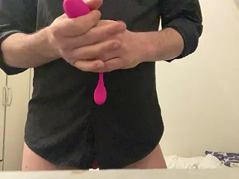 ParisSlut online show from 06.13.26