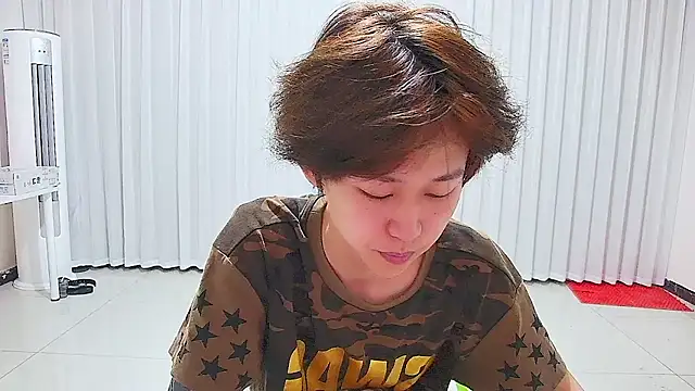 Chili-001 online show from 07.11.26
