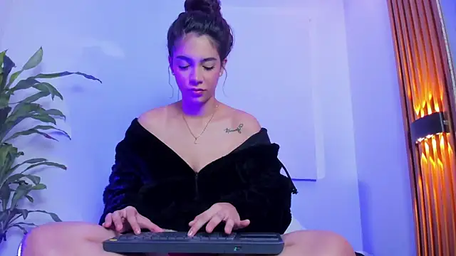 BellaRomano online show from 04.01.26