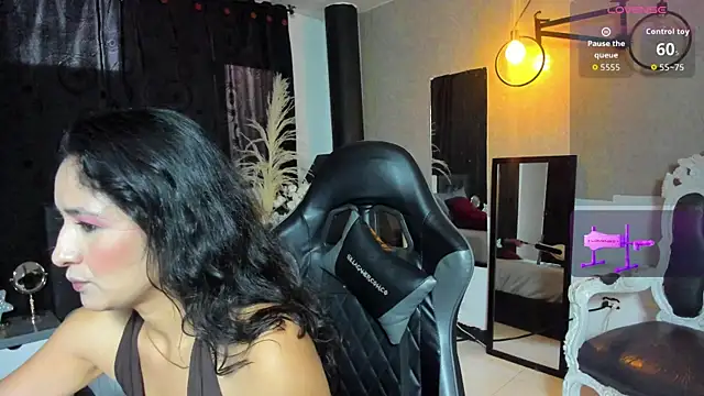Snapshot of Vicky_Angeel chatting on 07.19.26 Vicky Angeel online show from 07.19.26