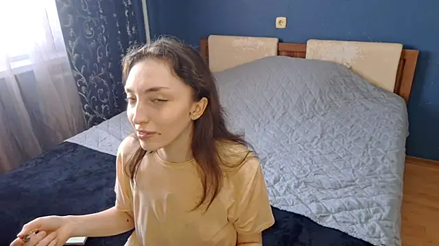Snapshot of CindyLight chatting on 04.26.26 CindyLight online show from 04.26.26