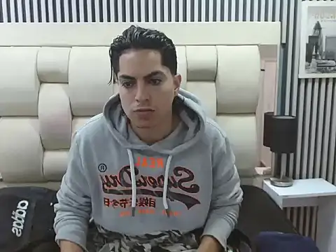 Alex Wolft online show from 04.24.26