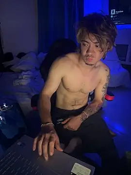 Snapshot of AngelLatinBoy chatting on 03.30.26 AngelLatinBoy online show from 03.30.26