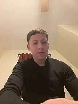 Snapshot of paulcevallos05 chatting on 04.09.26 paulcevallos05 online show from 04.09.26