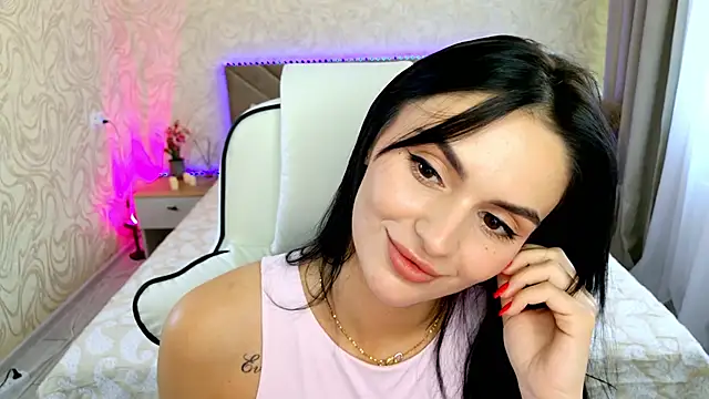 Snapshot of MilaaSweety chatting on 07.02.26 MilaaSweety online show from 07.02.26