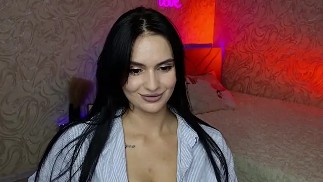 Snapshot of MilaaSweety chatting on 07.18.26 MilaaSweety online show from 07.18.26