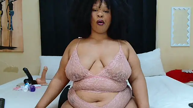 Snapshot of TamaraDee4papi chatting on 05.17.26 TamaraDee4papi online show from 05.17.26