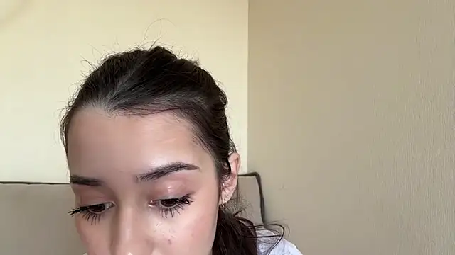 AdeleVelvet online show from 03.24.26