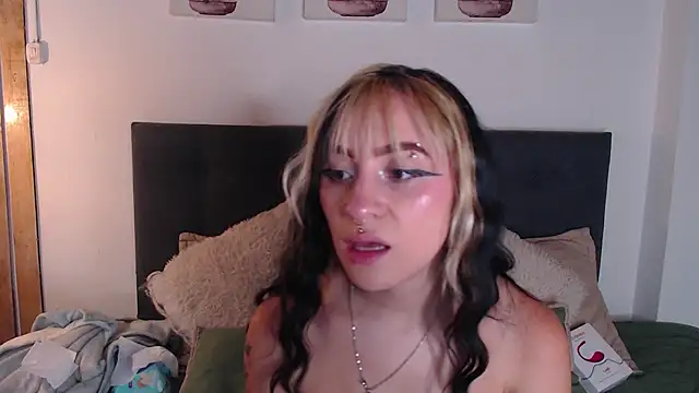 melodygirl2   online show from 04.24.26