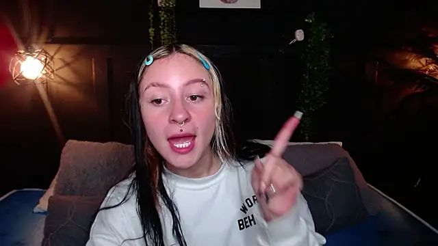 melodygirl2   online show from 04.27.26