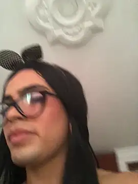 Kitty Cruz Love online show from 04.12.26