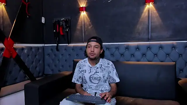 Snapshot of Angelo_Blessed chatting on 05.15.26 Angelo Blessed online show from 05.15.26