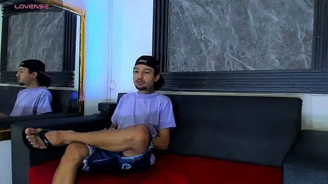 Snapshot of Angelo_Blessed chatting on 05.20.26 Angelo Blessed online show from 05.20.26