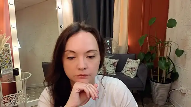 Harmoni Love online show from 03.17.26